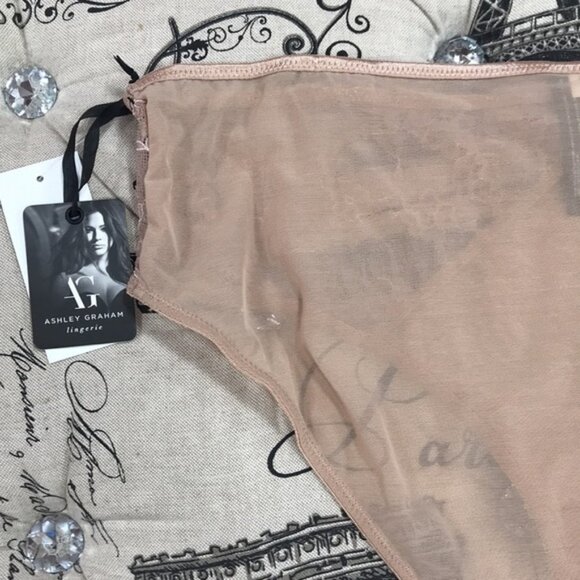 Ashley Graham Plus Size Front-Keyhole Lace Panty - Picture 9 of 9